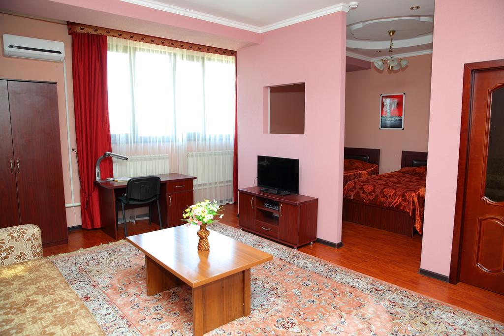 Bishkek Villa Hotel Kültér fotó